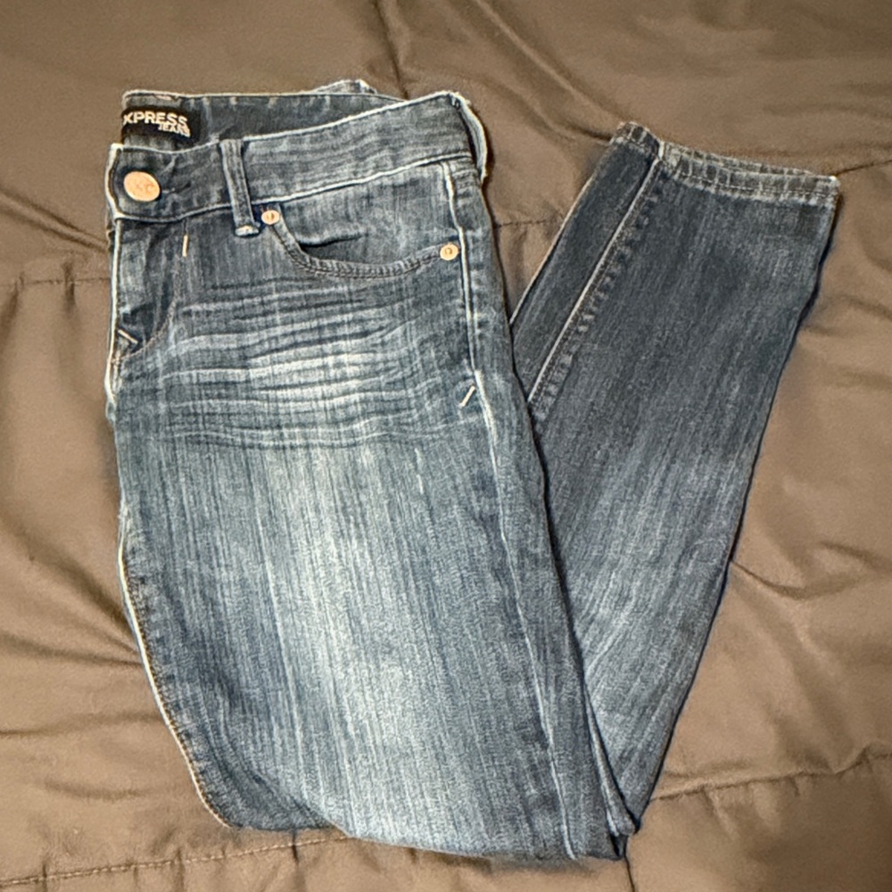 Express Women's Stella Regular Fit Low Rise Dark Blue Skinny Jeans